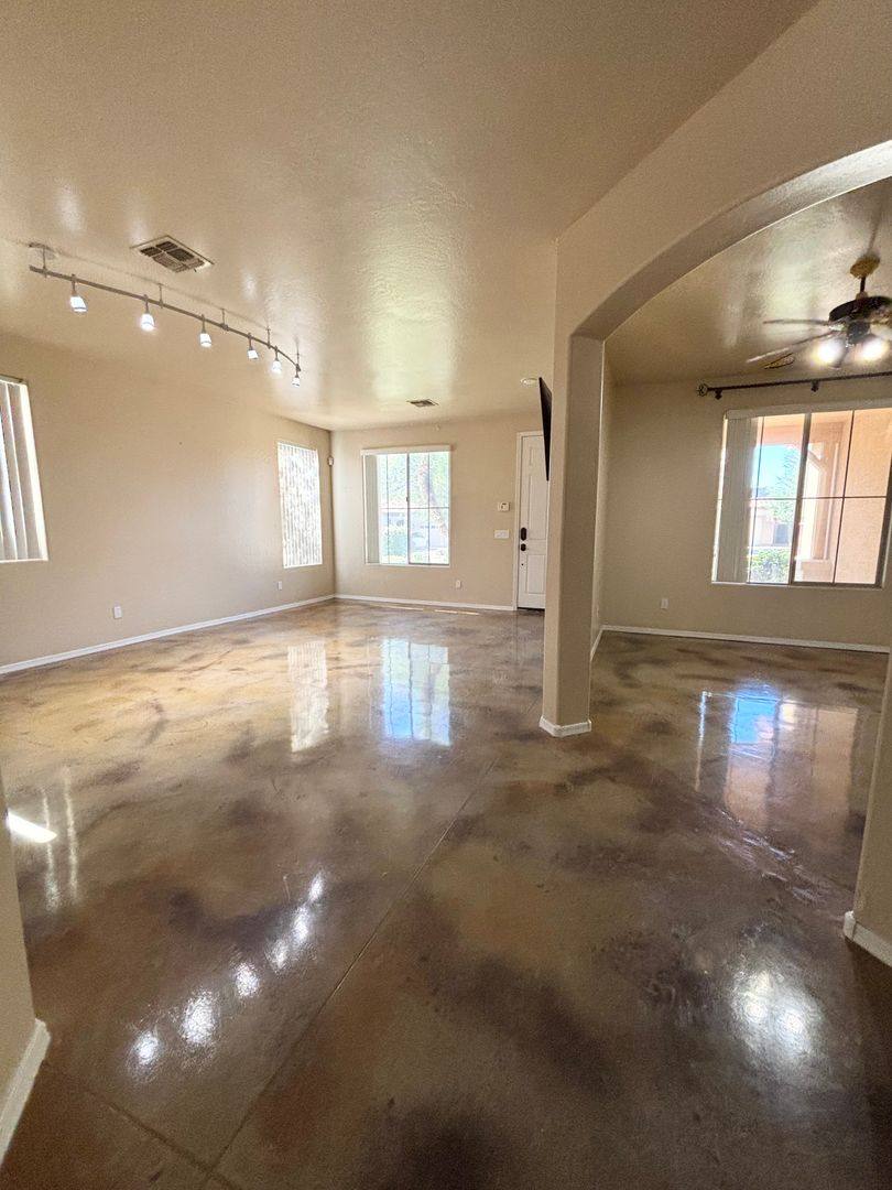 House for rent at 3147 E Vallejo Dr, Gilbert, AZ 85297