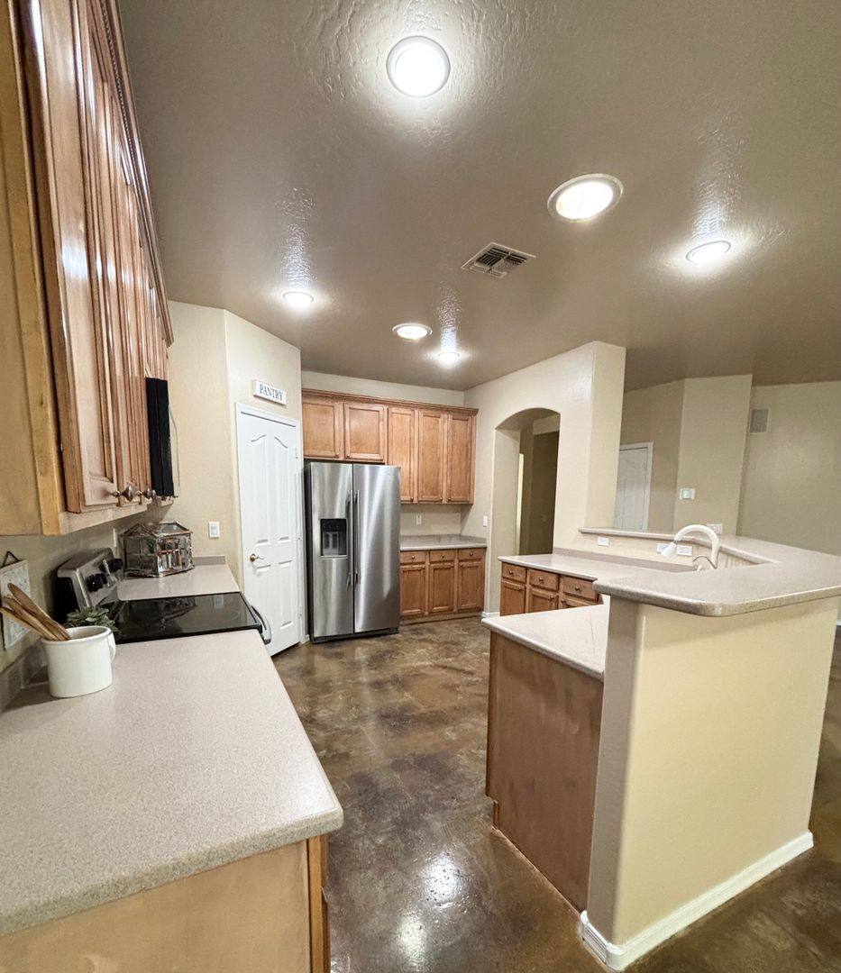 House for rent at 3147 E Vallejo Dr, Gilbert, AZ 85297