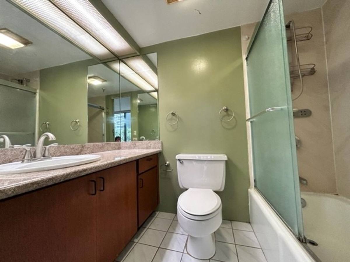 House for rent at 1114 Punahou St, Honolulu, HI 96826