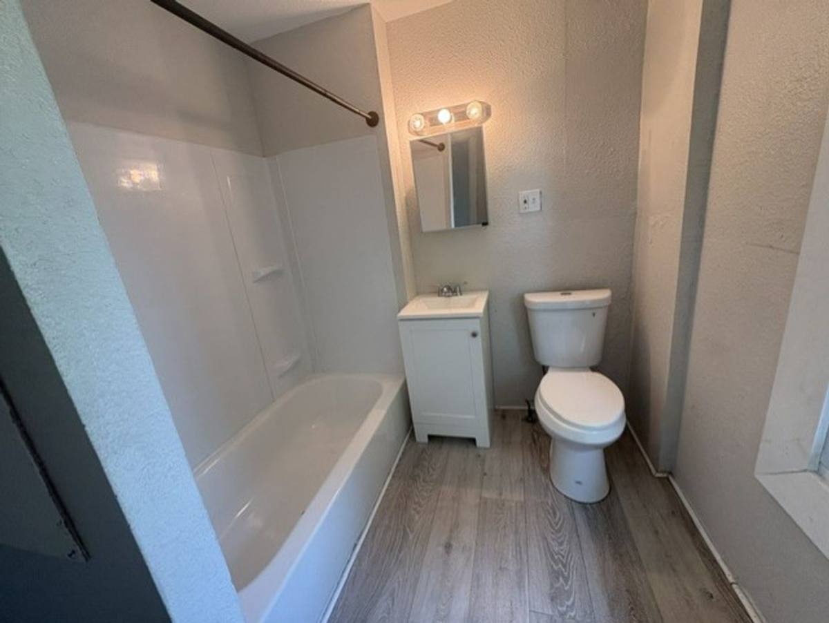 House for rent at 637 Storer Ave, Akron, OH 44320