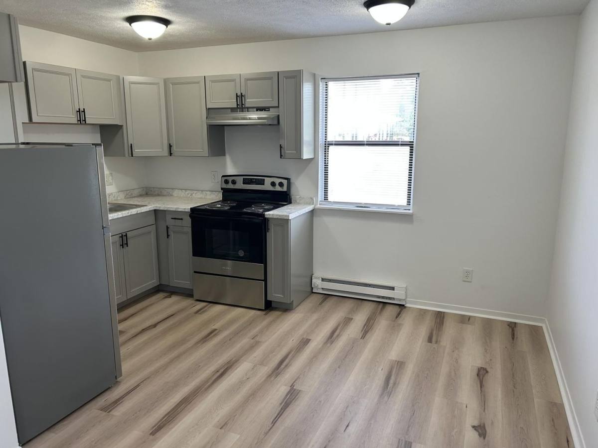 House for rent at 270 Everett Ave, Newark, OH 43055