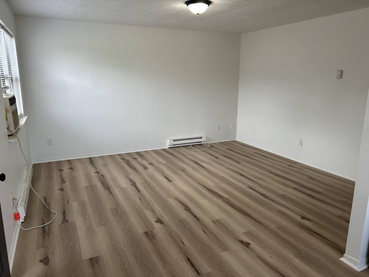 House for rent at 270 Everett Ave, Newark, OH 43055