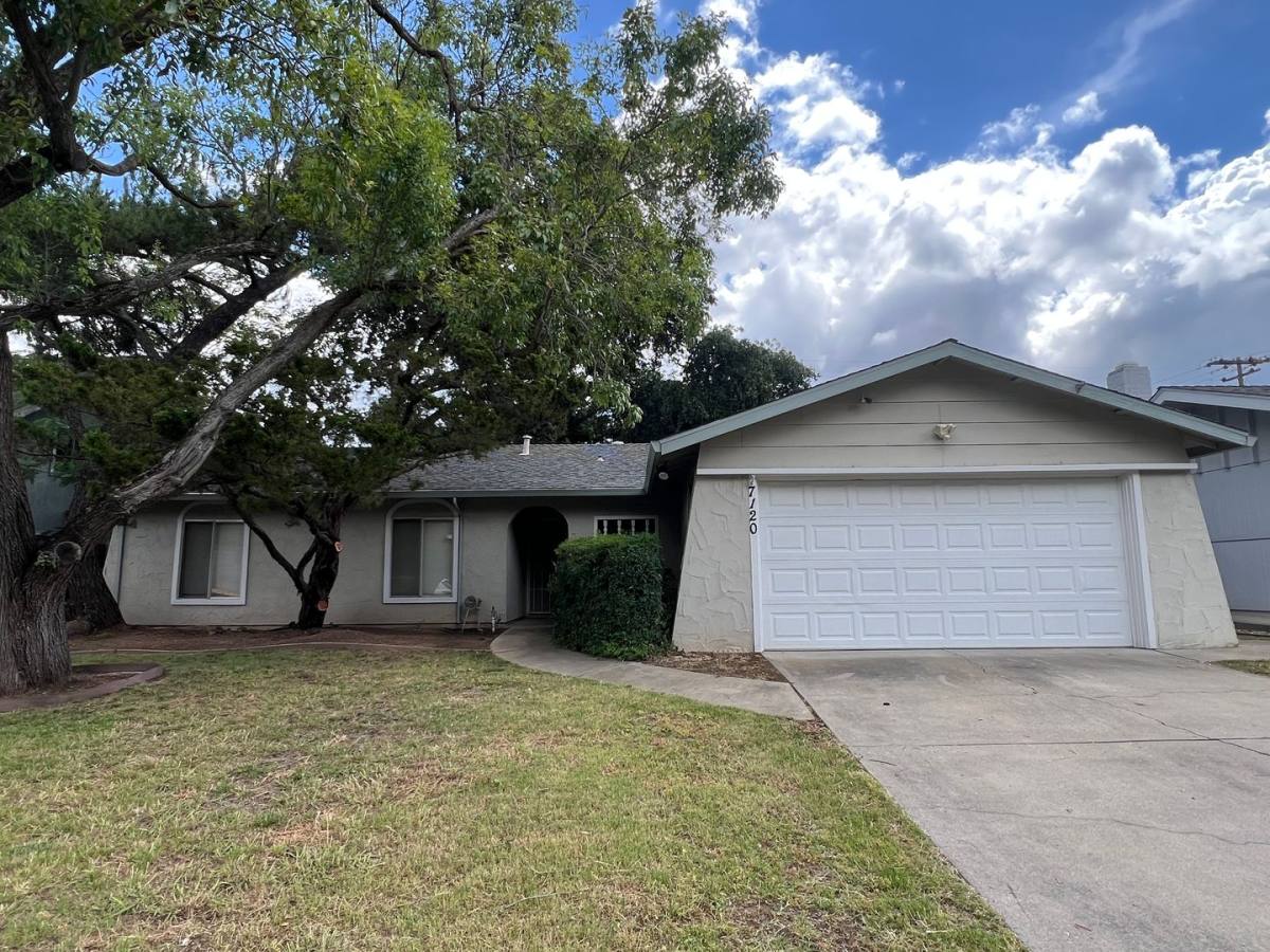 House for rent at 7120 Van Maren Lane, Citrus Heights, CA 95621