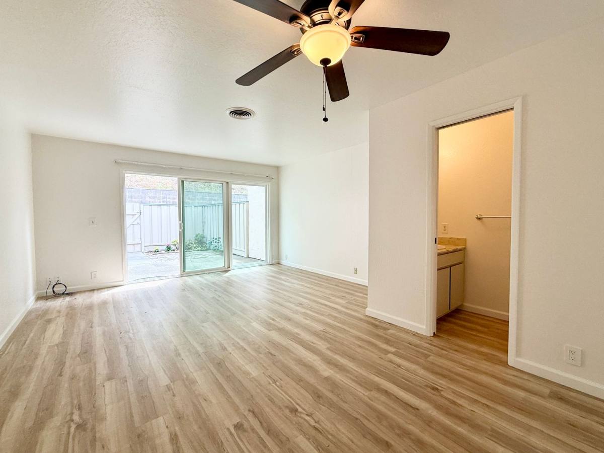Townhouse for rent at 1254 Terra Nova Blvd, Pacifica, CA 94044