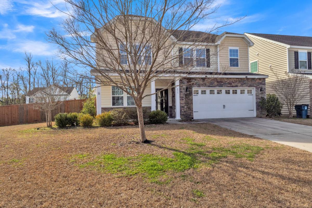 House for rent at 655 Silver Moss Dr, Moncks Corner, SC 29461