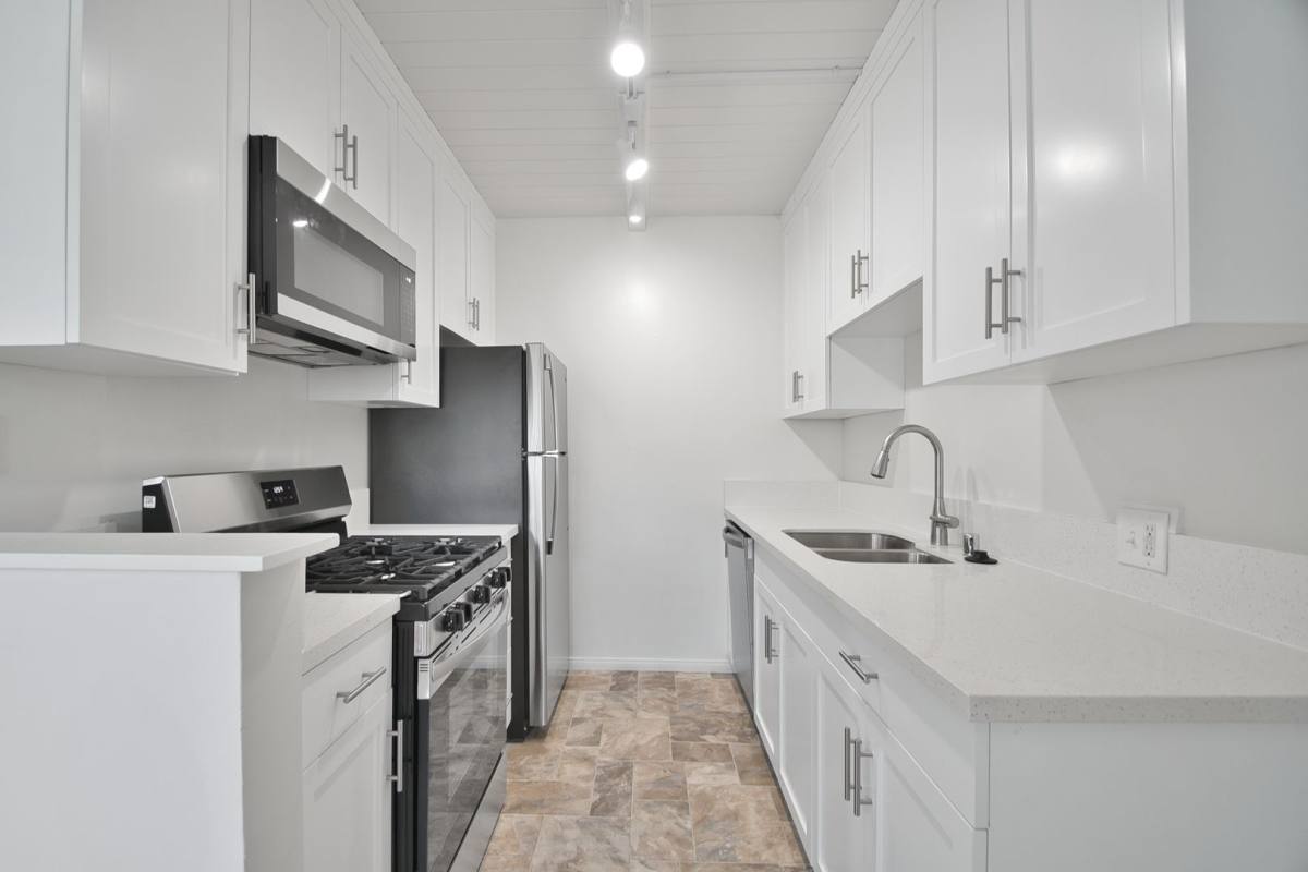 Apartment for rent at 933 Pepper St, El Segundo, CA 90245