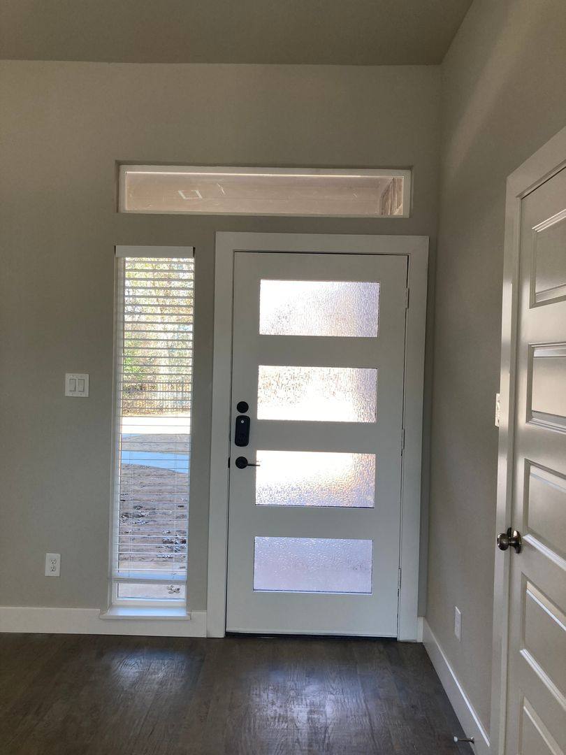 House for rent at 2814 W 18th St, Irving, TX 75060