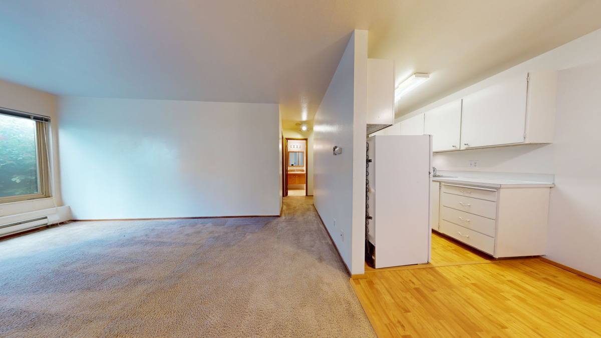 Apartment for rent at 4120 Brooklyn Ave NE, Seattle, WA 98105