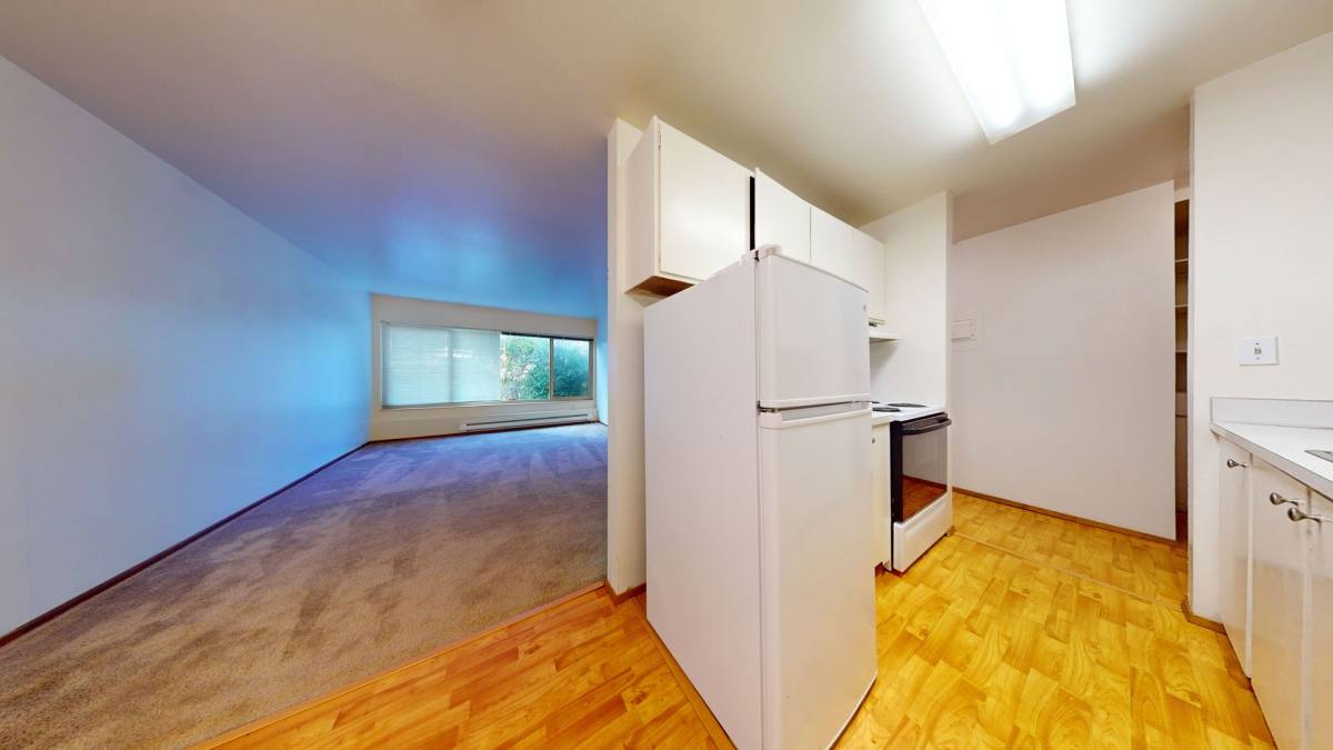 Apartment for rent at 4120 Brooklyn Ave NE, Seattle, WA 98105