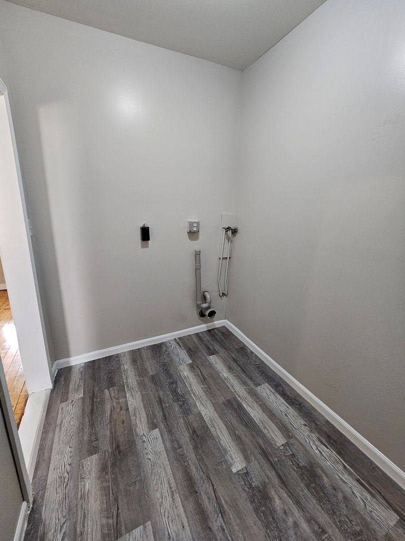 Apartment for rent at 185-187 Grove St, Manchester, NH 03103