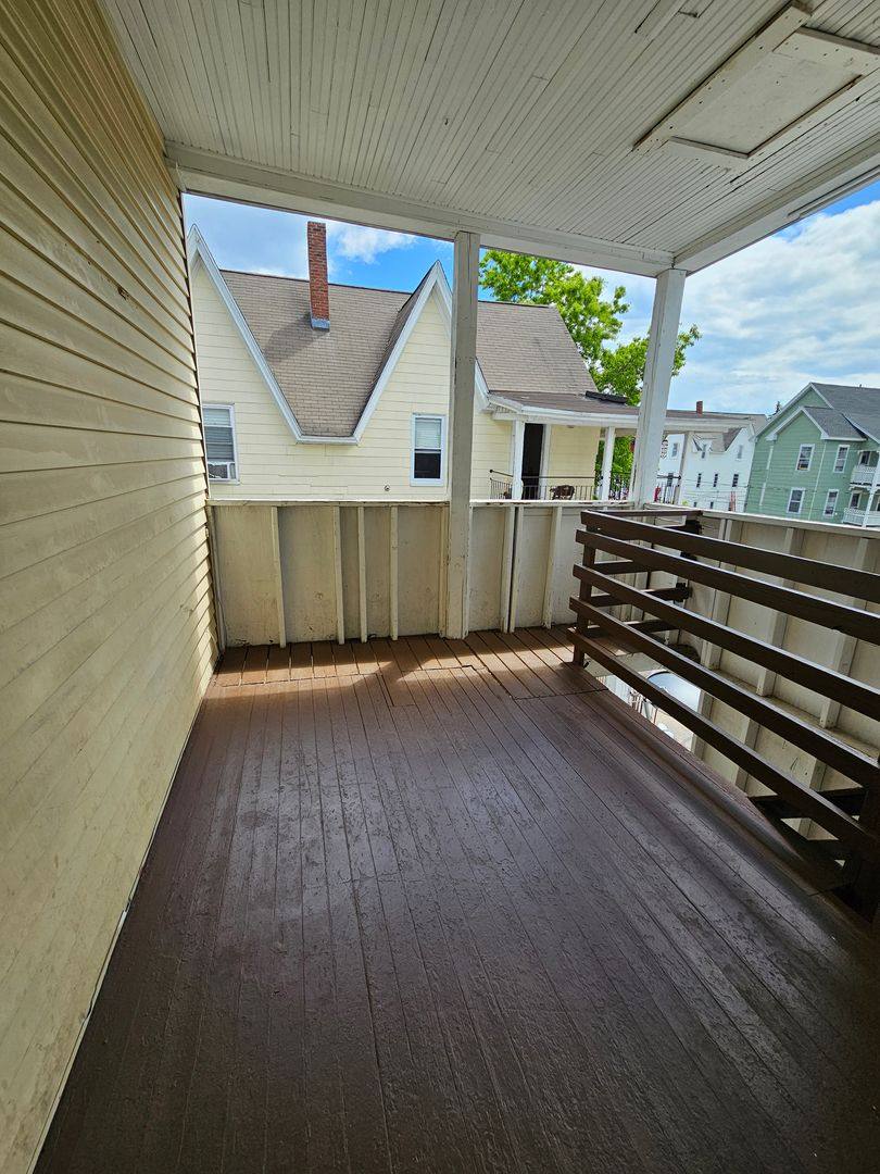 Apartment for rent at 185-187 Grove St, Manchester, NH 03103