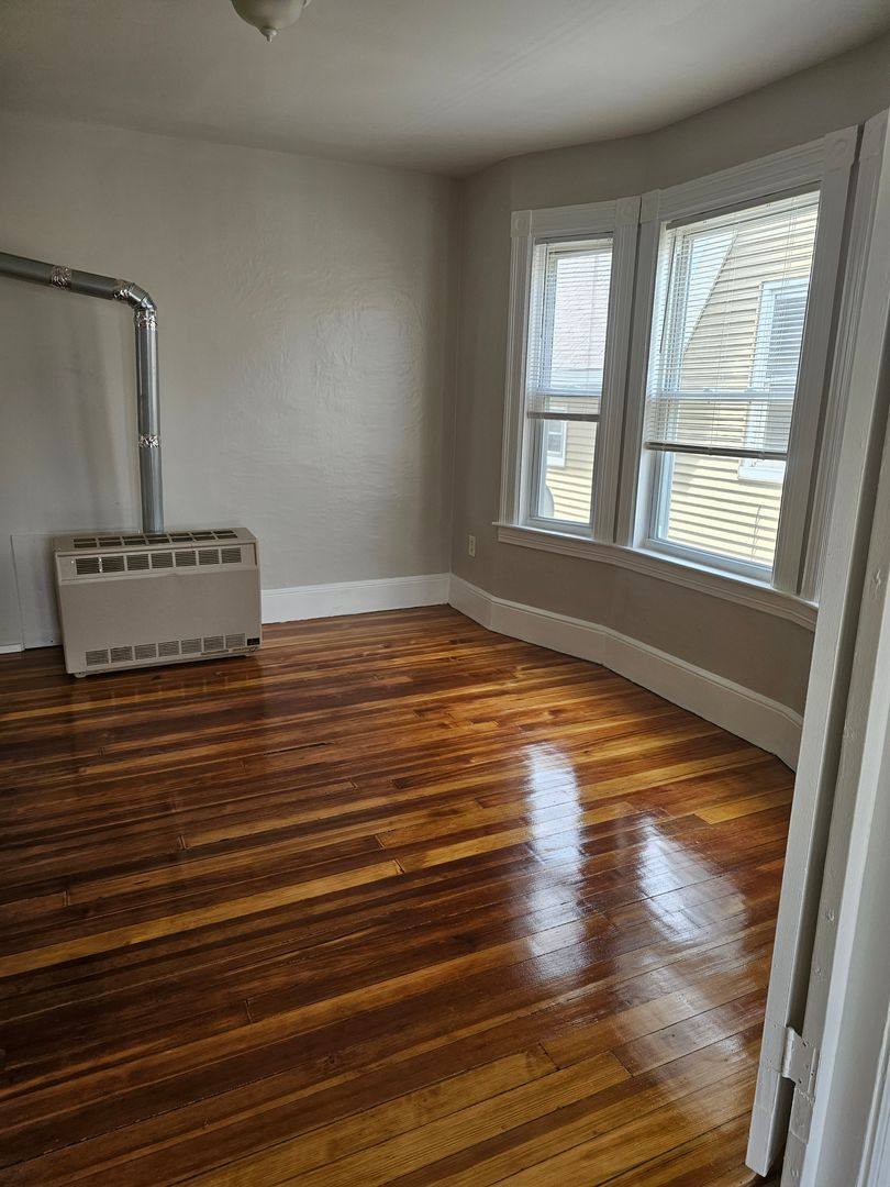 Apartment for rent at 185-187 Grove St, Manchester, NH 03103