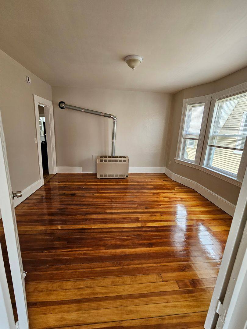 Apartment for rent at 185-187 Grove St, Manchester, NH 03103