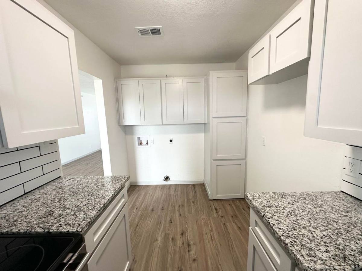 Apartment for rent at 4707 Shadylane Dr, Midland, TX 79703