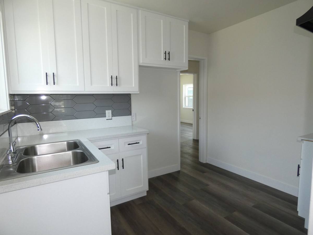 Apartment for rent at 11820 State St, Lynwood, CA 90262