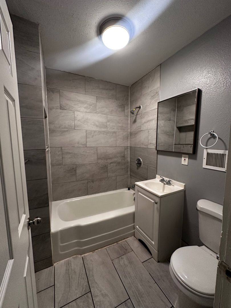 House for rent at 3058 N 29th St, Milwaukee, WI 53210