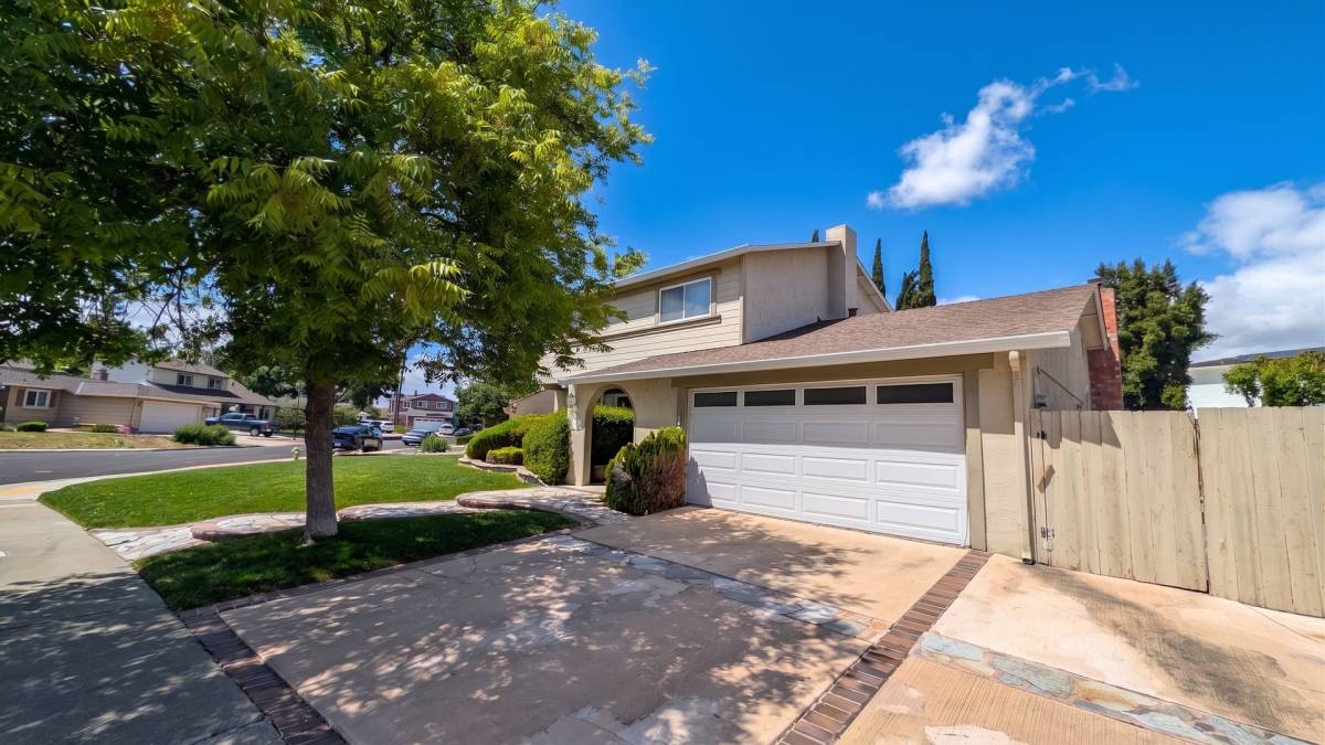 House for rent at 6923 Lassen St, Pleasanton, CA 94588