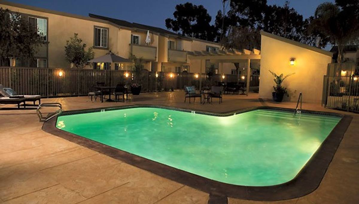 Apartment for rent at 5252 Balboa Arms Dr, San Diego, CA 92117