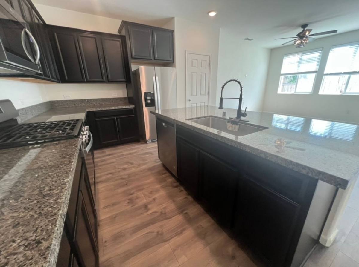 House for rent at 2038 S Palm St, Visalia, CA 93292