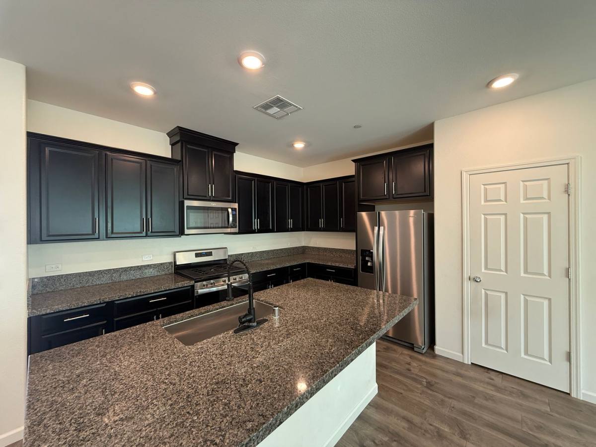 House for rent at 2038 S Palm St, Visalia, CA 93292