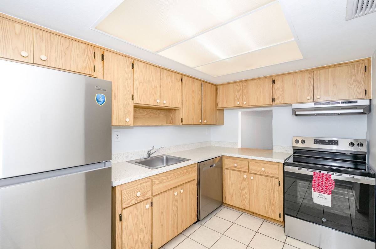 Apartment for rent at 204 W Seminole Ave, Melbourne, FL 32901
