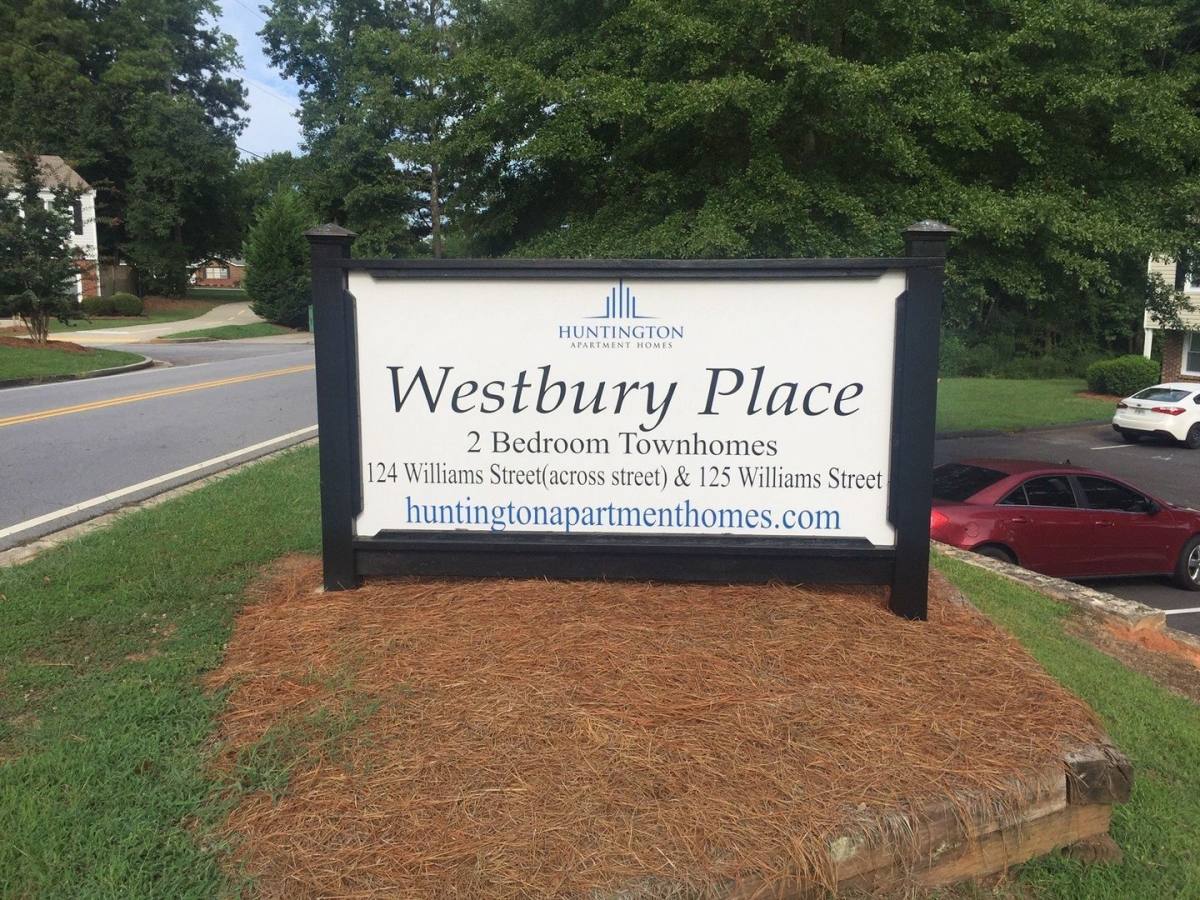 Apartment for rent at 124-125 Williams St, Carrollton, GA 30117