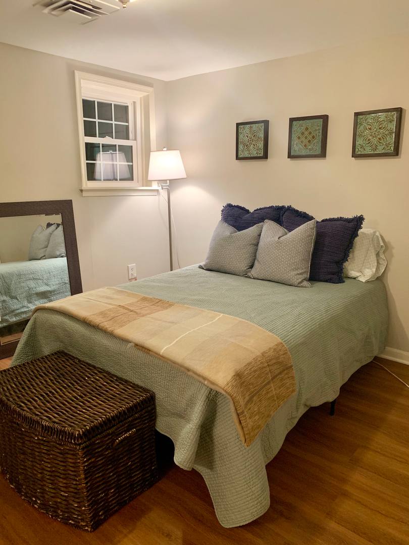 Apartment for rent at 1434 A St SE, Washington, DC 20003