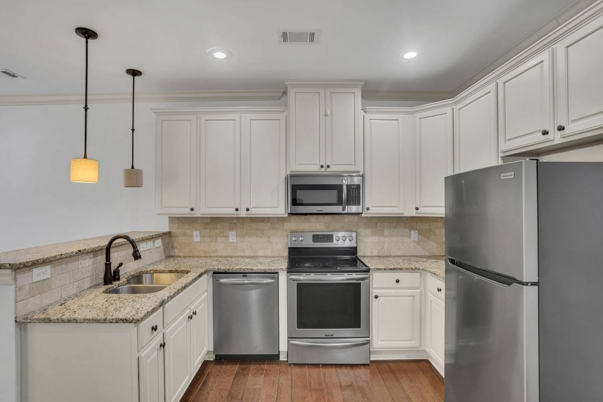 House for rent at 999 Starr Court, Auburn, AL 36830