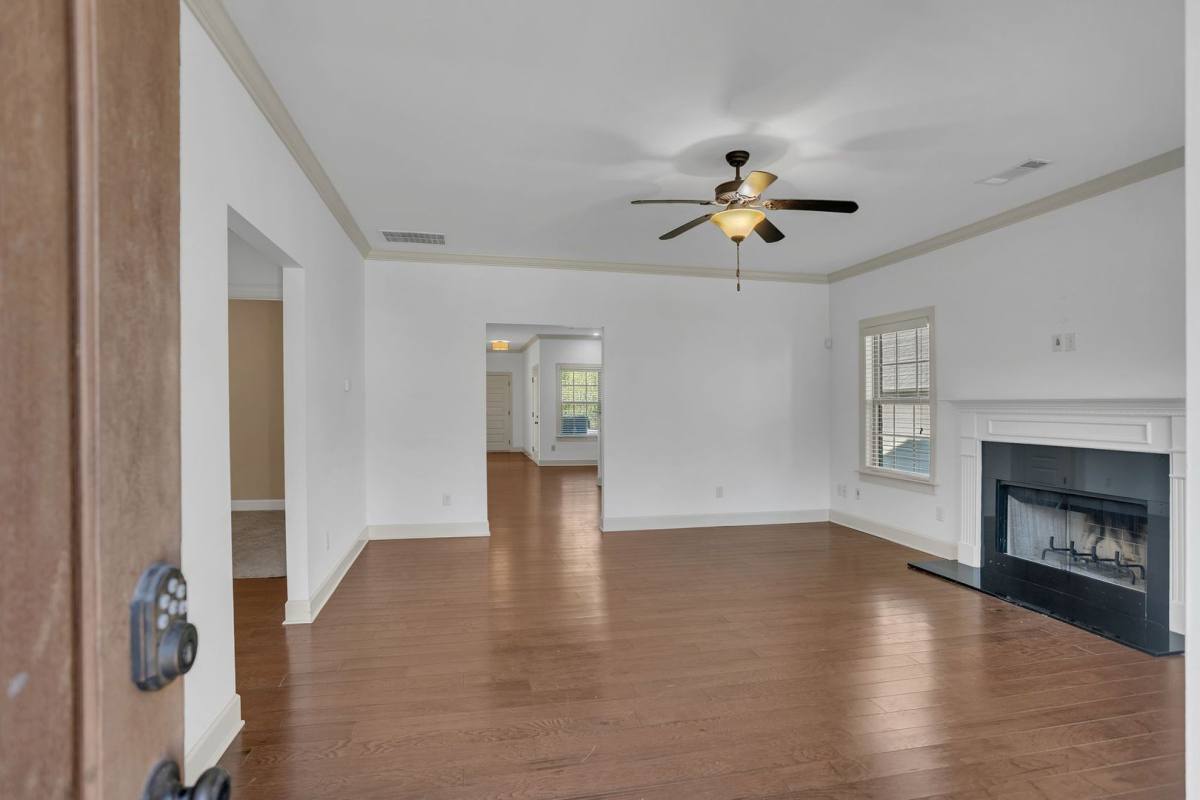 House for rent at 999 Starr Court, Auburn, AL 36830