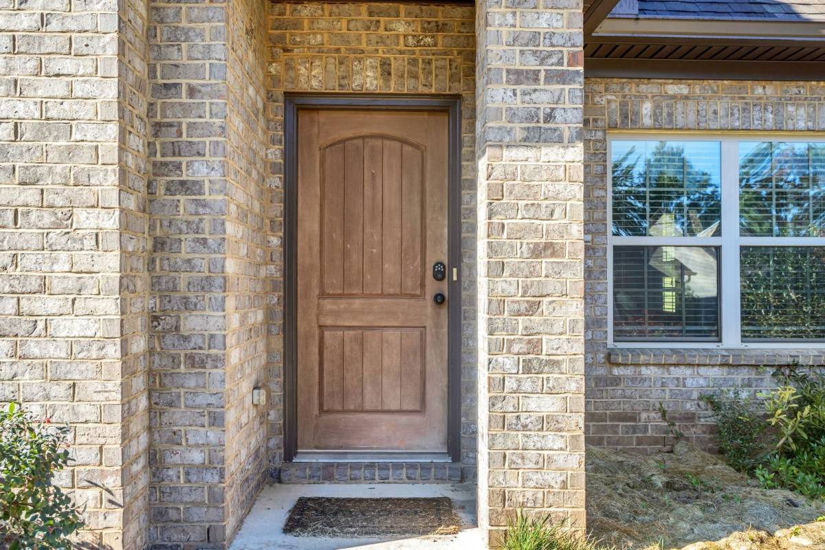 House for rent at 999 Starr Court, Auburn, AL 36830