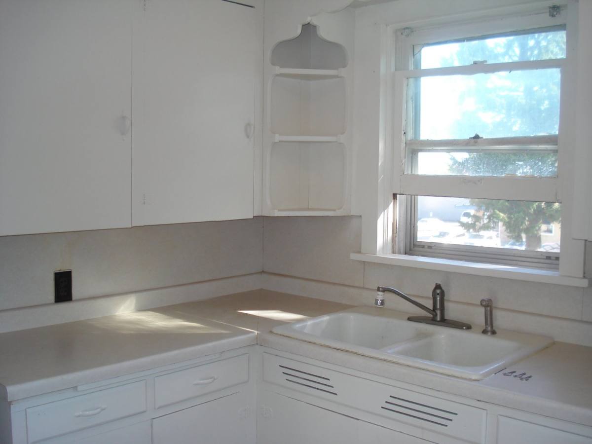 Apartment for rent at 204 1st Ave SW, Austin, MN 55912