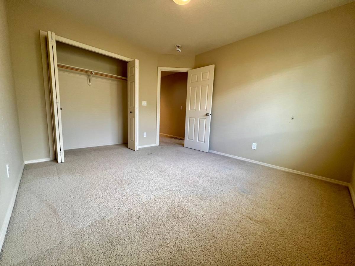 House for rent at 1048 SE Tamora Ave, Hillsboro, OR 97123
