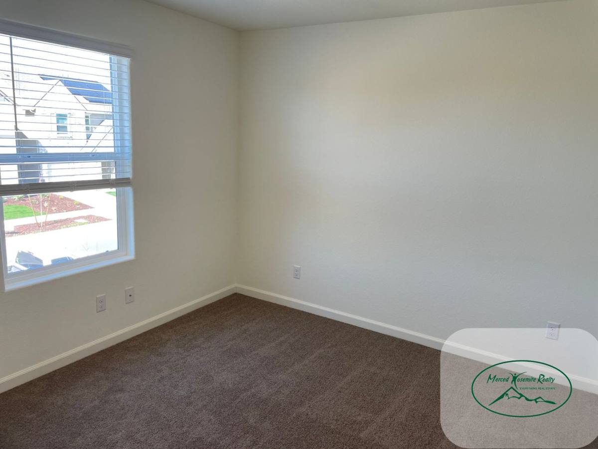 House for rent at 288 Shafer Ave, Merced, CA 95348