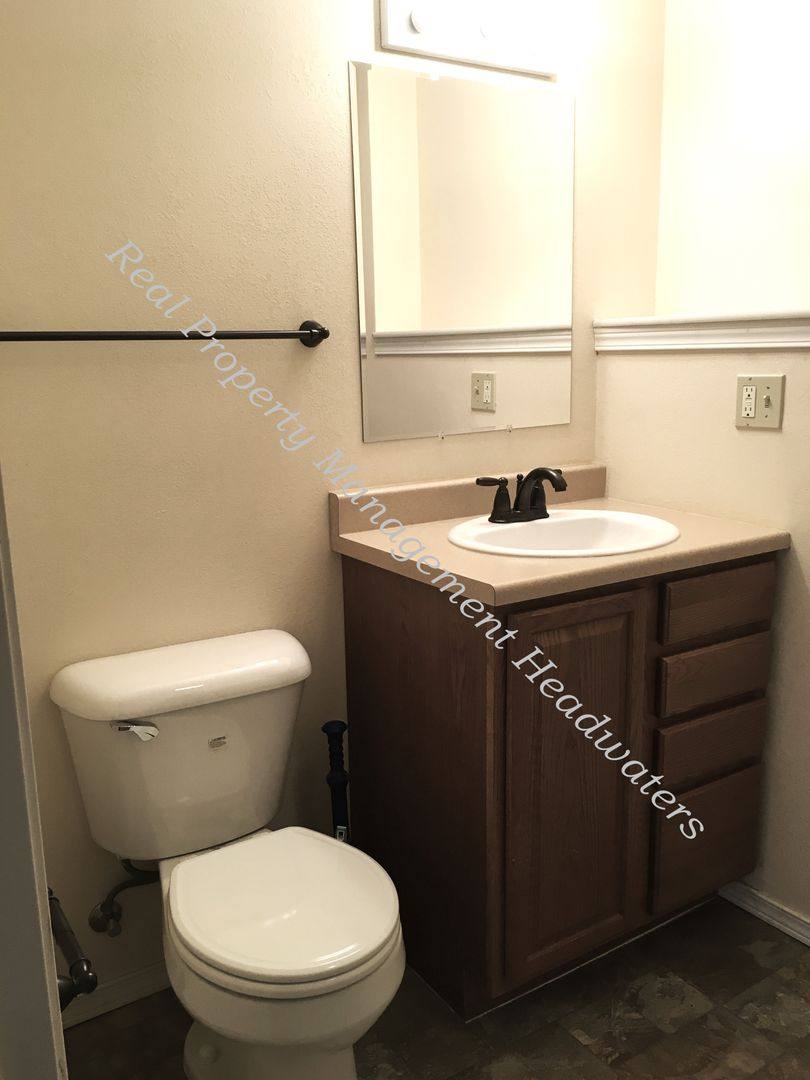 Apartment for rent at 1311 Peosta Ave, Helena, MT 59601