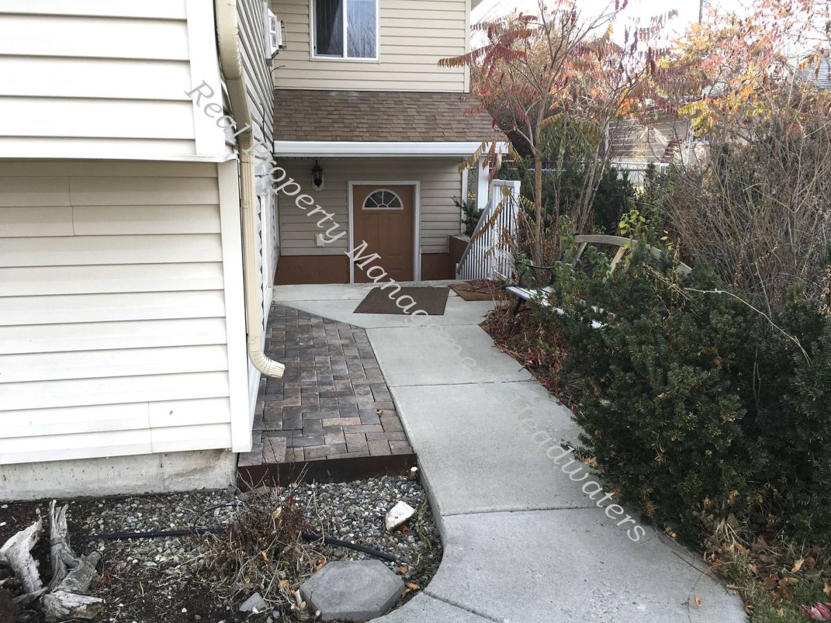 Apartment for rent at 1311 Peosta Ave, Helena, MT 59601