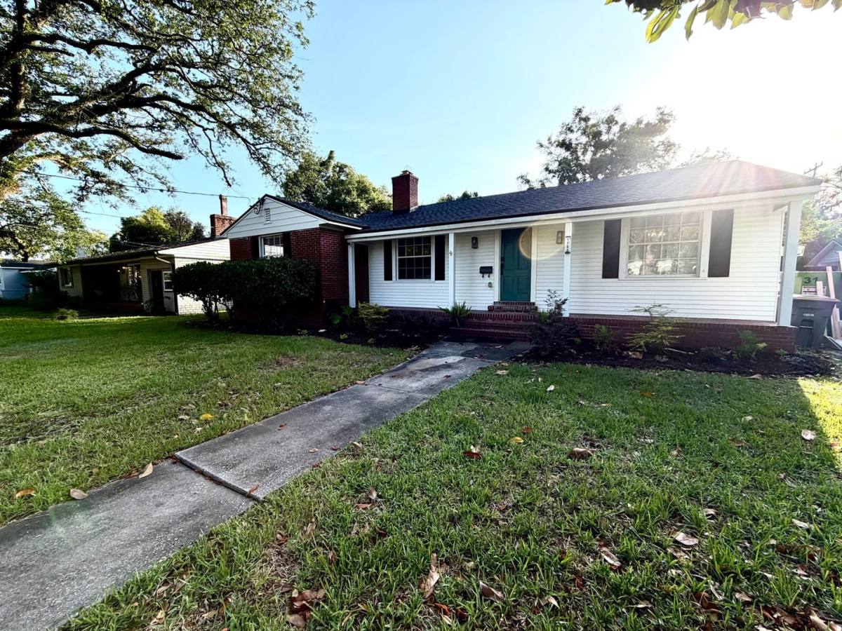 House for rent at 1760 Mayview Rd, Jacksonville, FL 32210
