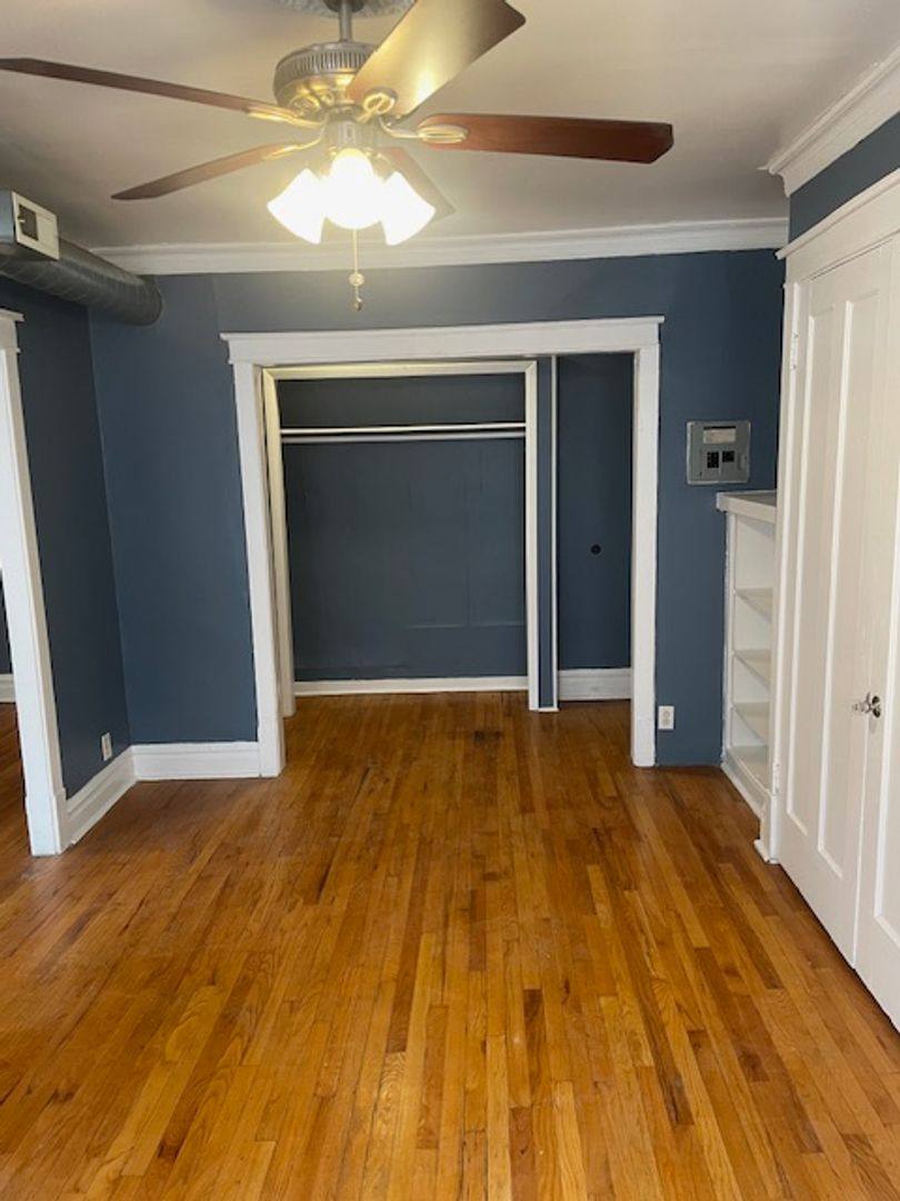 Apartment for rent at 1358 W Rosedale Ave, Chicago, IL 60660