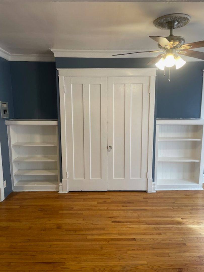Apartment for rent at 1358 W Rosedale Ave, Chicago, IL 60660