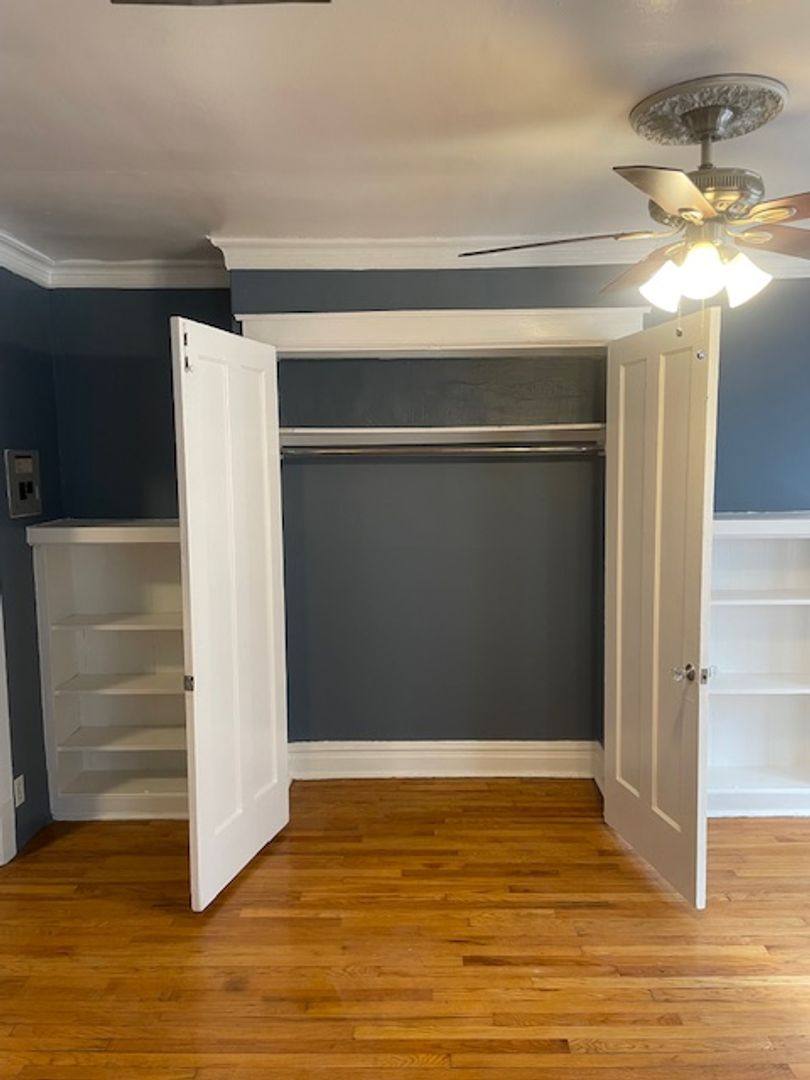 Apartment for rent at 1358 W Rosedale Ave, Chicago, IL 60660