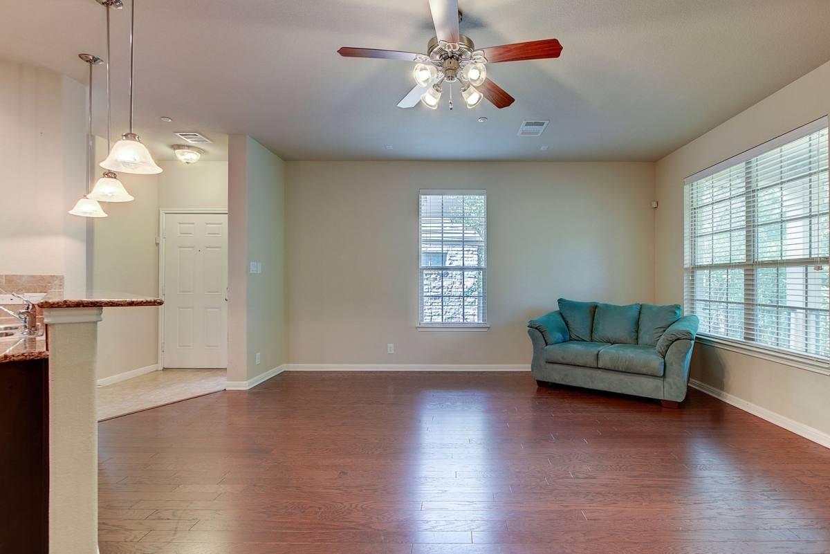 Townhouse for rent at 1310 W Parmer Lane #3033, Austin, TX 78727