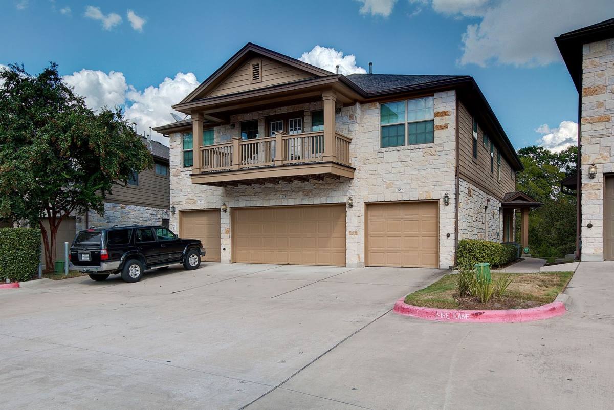 Townhouse for rent at 1310 W Parmer Lane #3033, Austin, TX 78727