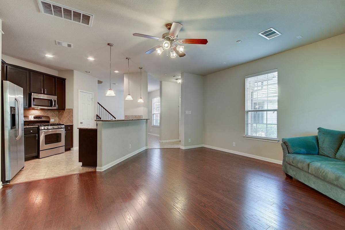 Townhouse for rent at 1310 W Parmer Lane #3033, Austin, TX 78727