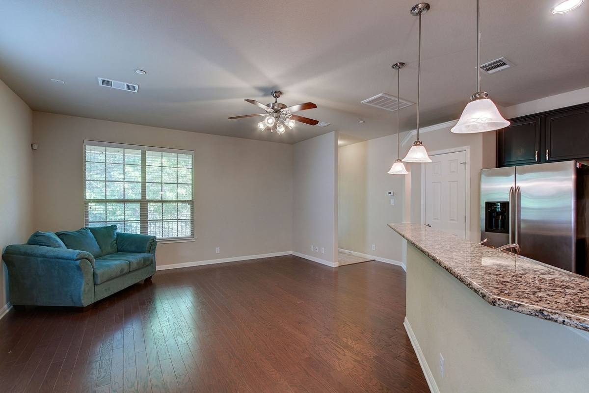 Townhouse for rent at 1310 W Parmer Lane #3033, Austin, TX 78727