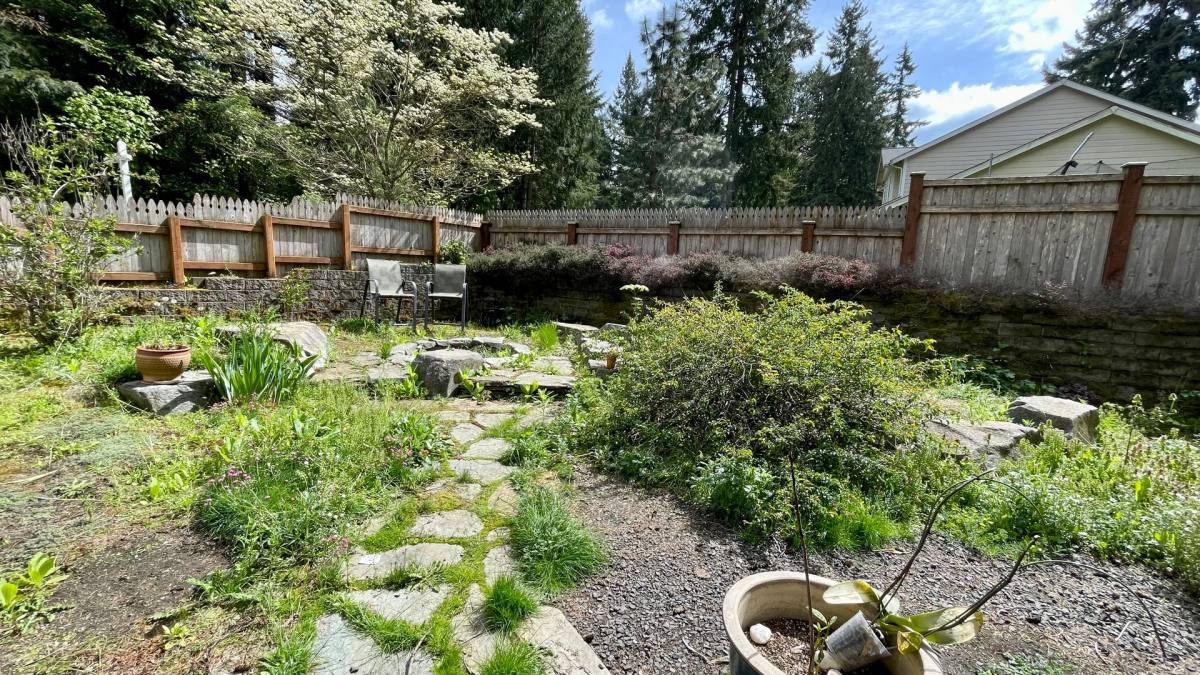House for rent at 17535 Clear Lake Blvd SE, Yelm, WA 98597