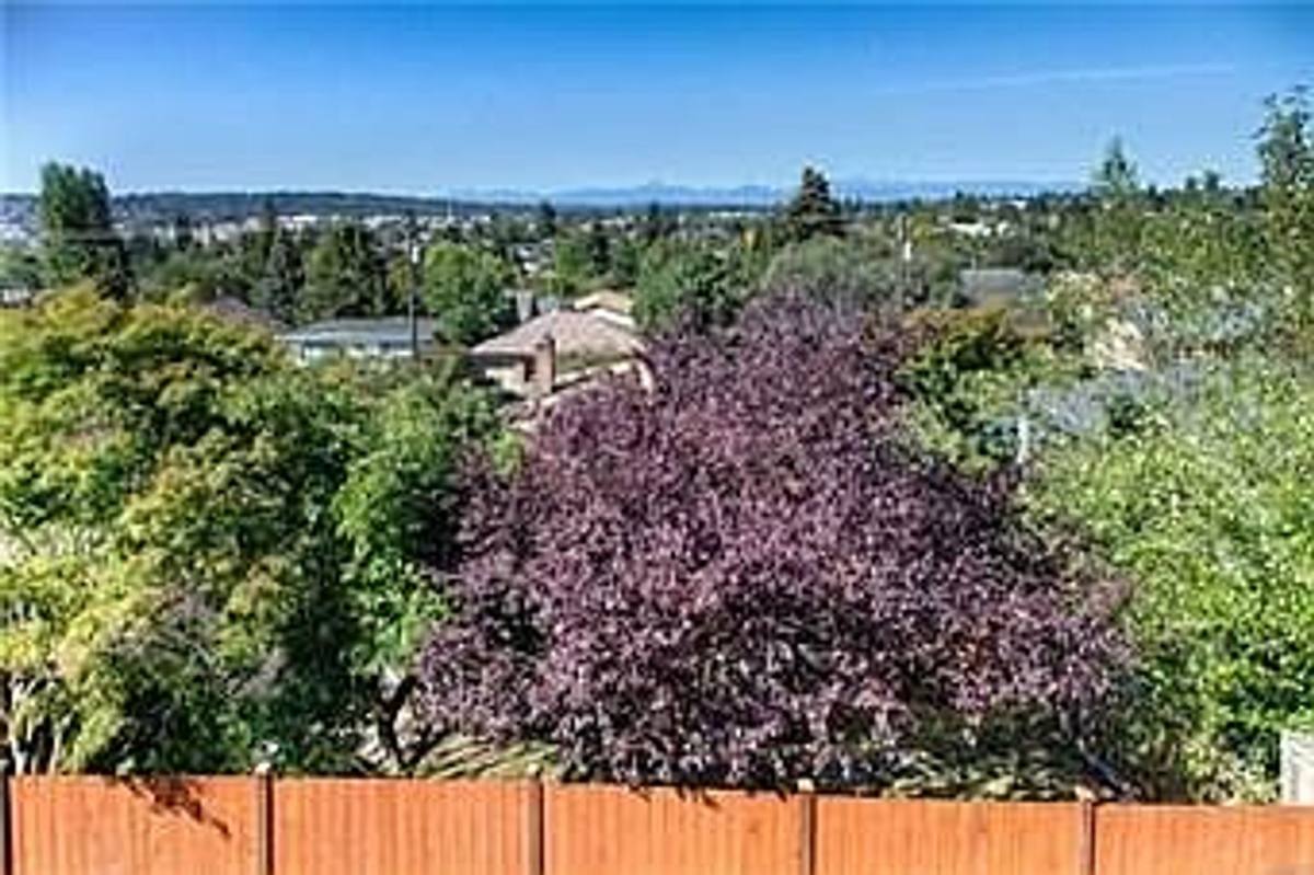 Apartment for rent at 6039 3rd Ave NW, Seattle, WA 98107