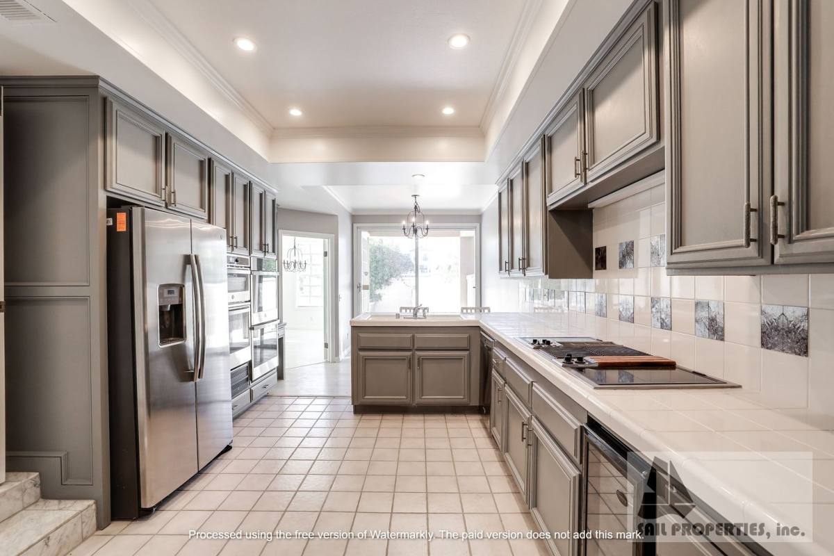 House for rent at 6126 Eaglecrest Dr, Huntington Beach, CA 92648