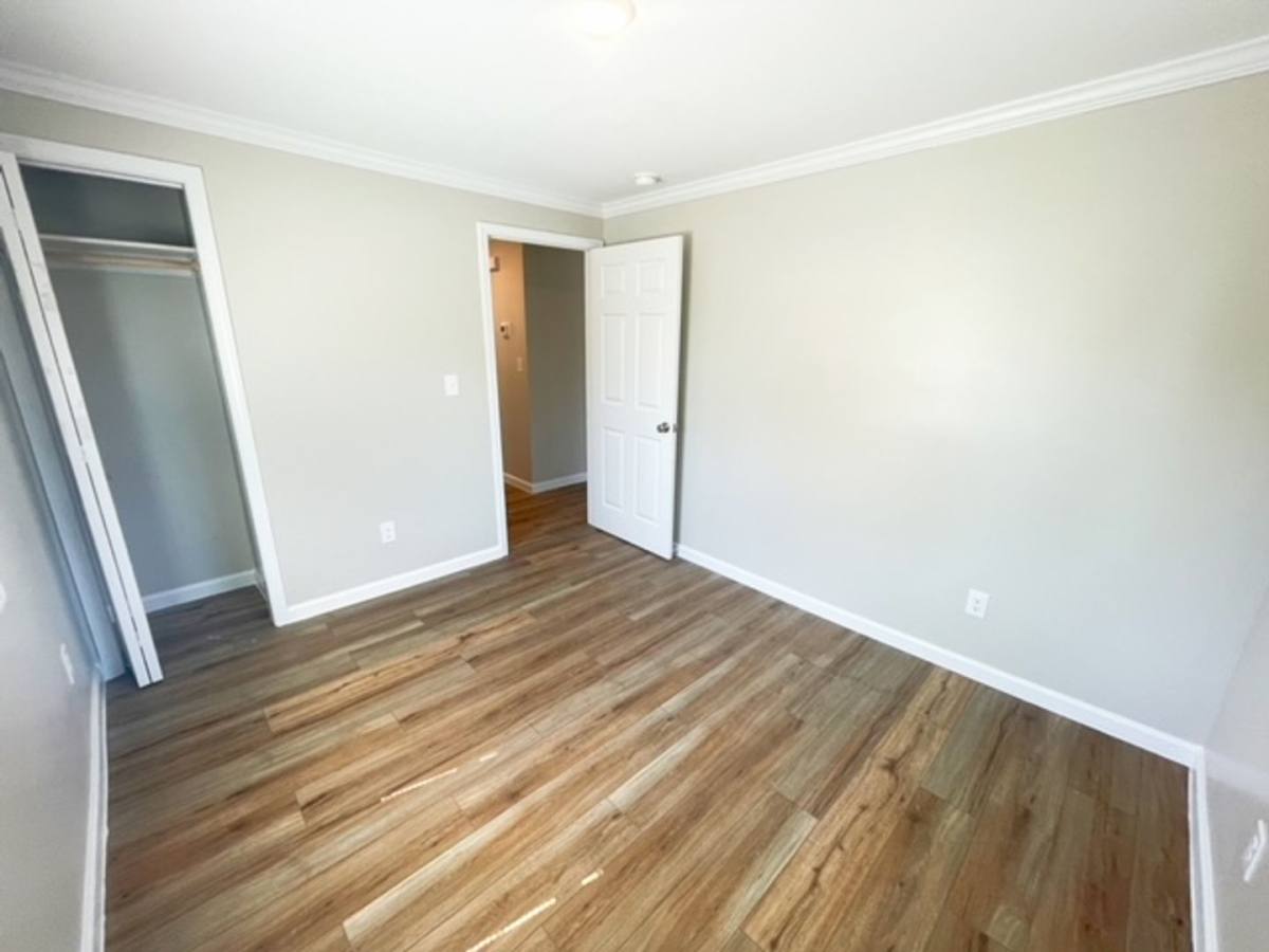 House for rent at 427 E 9th St, Siler City, NC 27344