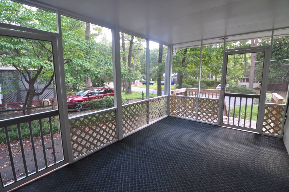 House for rent at 406 Hickory Dr, Chapel Hill, NC 27517