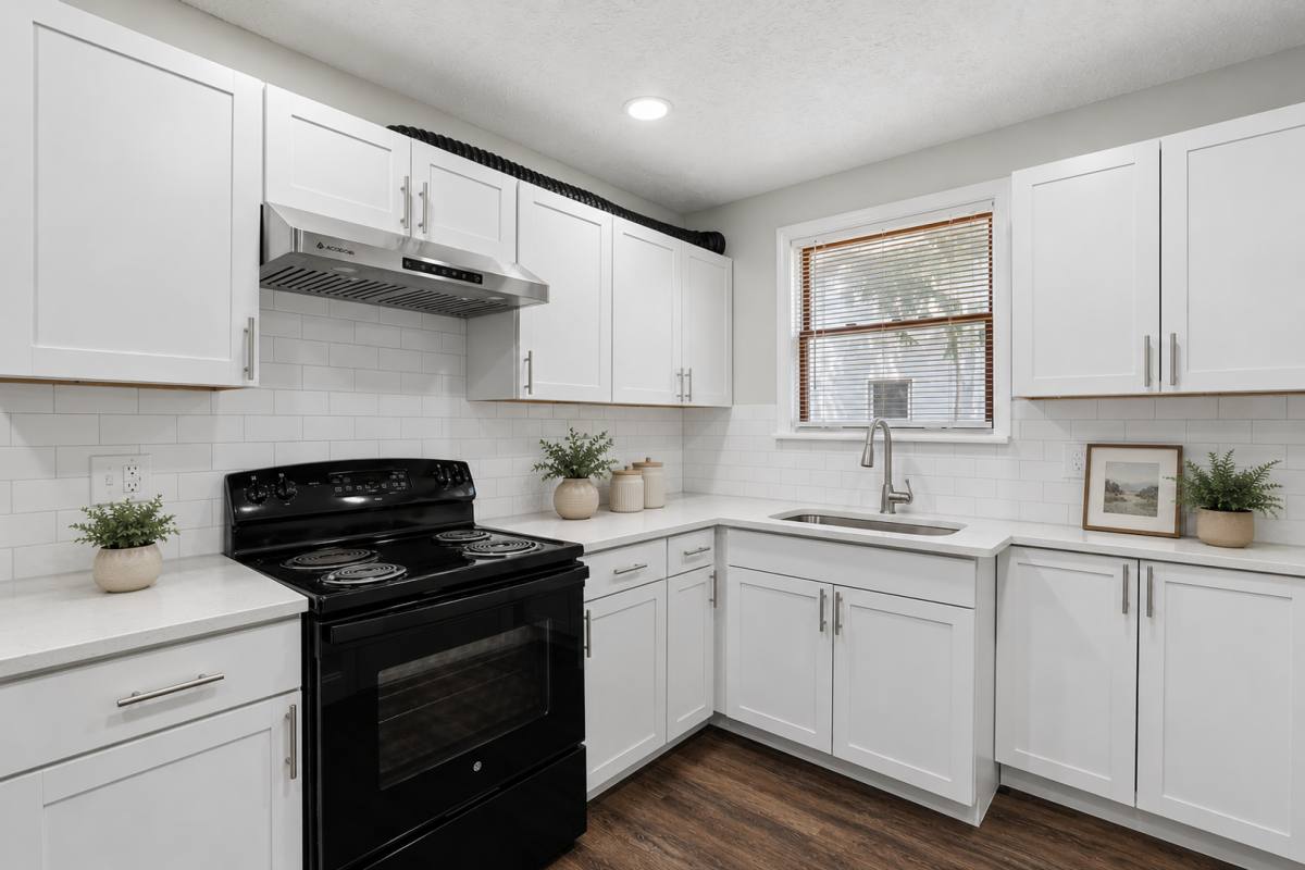 Apartment for rent at 1272-1274 E 21st Ave, Columbus, OH 43211