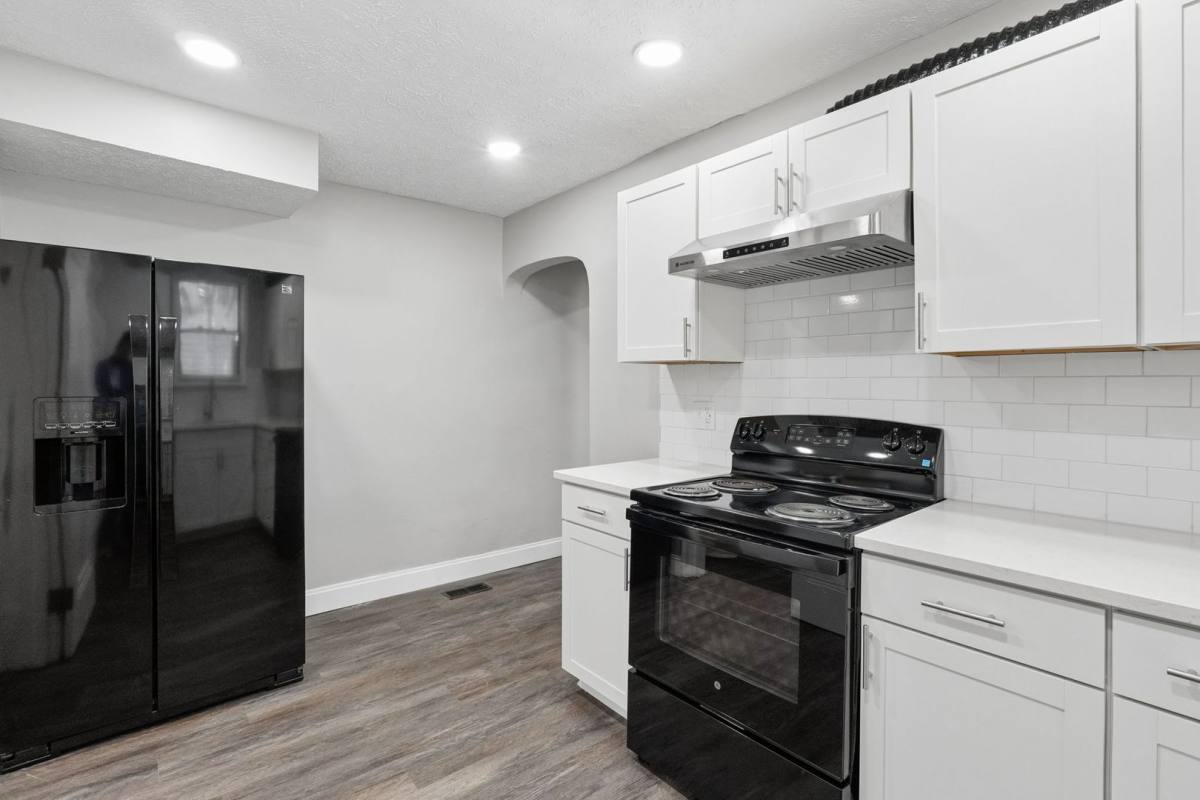 Apartment for rent at 1272-1274 E 21st Ave, Columbus, OH 43211